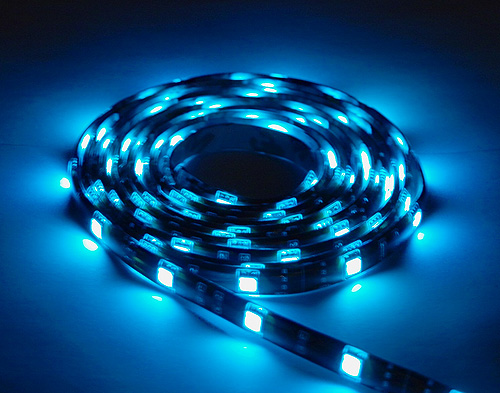 http://www.luxpro.de/bilder-ebay/rgbstrips/SDIM8097.JPG